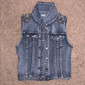 Girls Sleeveless Jean Jacket